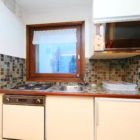 Les Pelarnys By Interhome