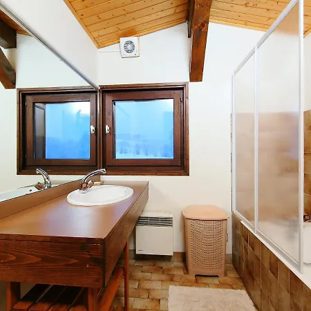 Les Pelarnys By Interhome Semesterbostad Chamonix