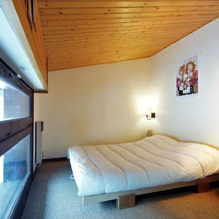 Holiday home Les Pelarnys By Interhome